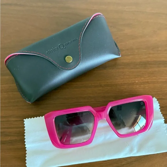 Pink Etnia Barcelona oversized square designer sunglasses - Picture 1 of 5